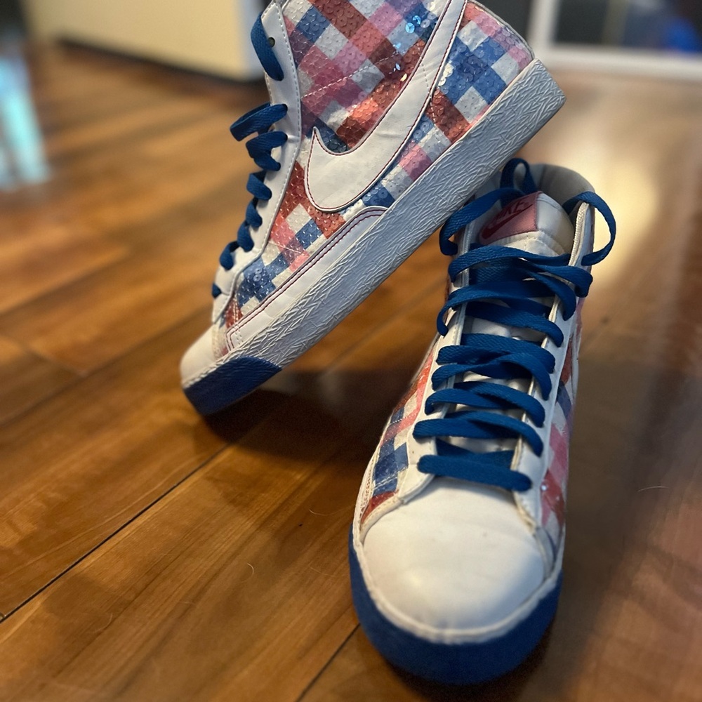 Nike Women's High-Top Sneakers in Blue, Pink, Red, White Plaid - Picture 4 of 16